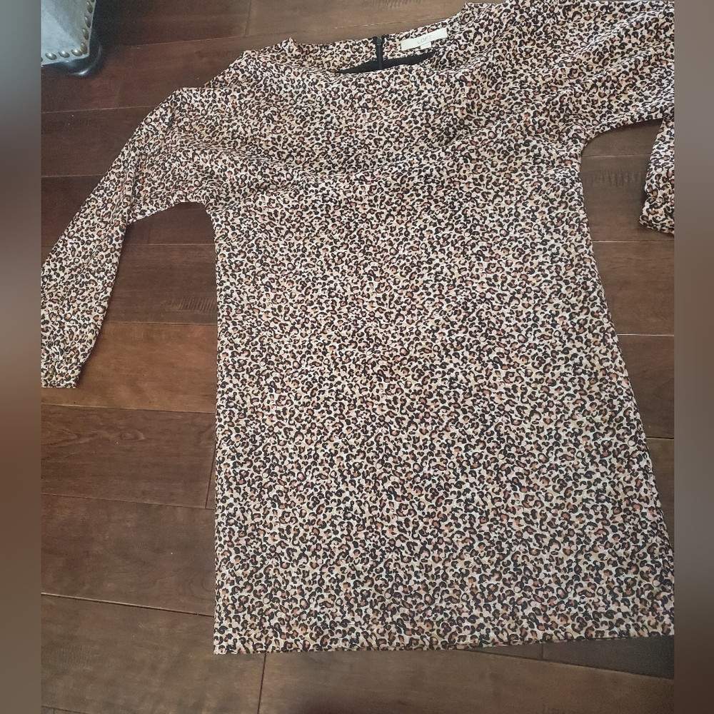 Ann Taylor Loft leopard printblong sleeve dress size small oversized fit